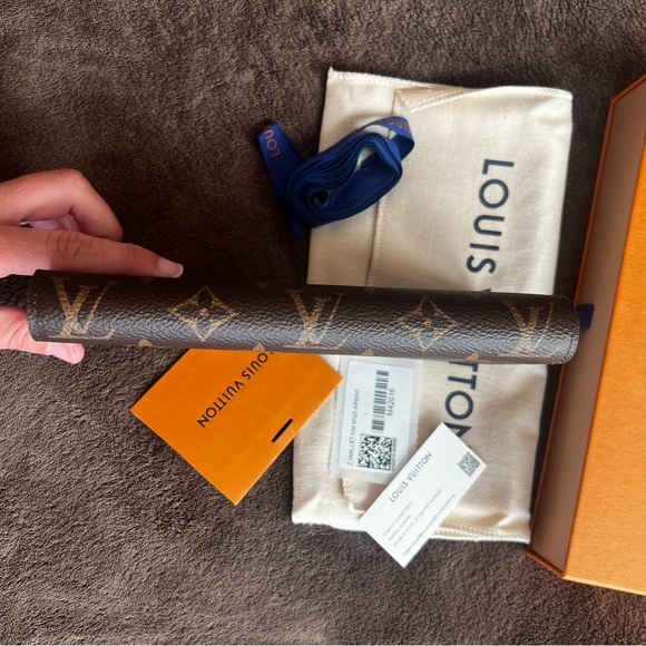 LOUIS VUITTON MONOGRAM ZIPPY WALLET LONG - Picture 8 of 12